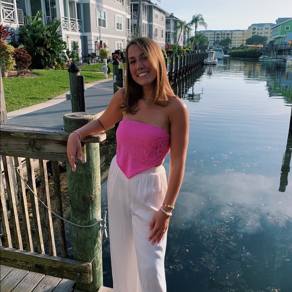 Meet your Posher, Lindsay - Picture 1 of 1